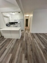 10245 SW 37th Terrace in Miami, FL - Building Photo - Building Photo