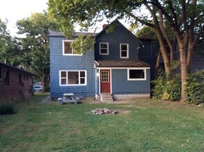 65 E Norwich Ave in Columbus, OH - Building Photo - Building Photo