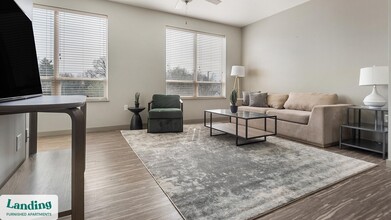 5800 Highlands Plaza Dr in St. Louis, MO - Building Photo - Building Photo