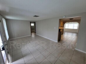 7914 Wallaba Ln in New Port Richey, FL - Building Photo - Building Photo
