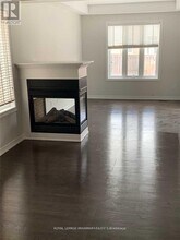 8 Tustin Rd in Brampton, ON - Building Photo - Building Photo