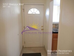 3157 Bakula Way in Sacramento, CA - Building Photo - Building Photo