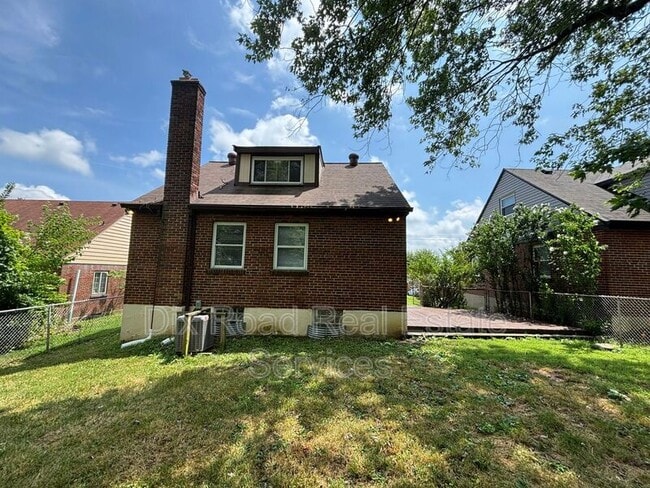 3330 Van Zandt Dr in Cincinnati, OH - Building Photo - Building Photo