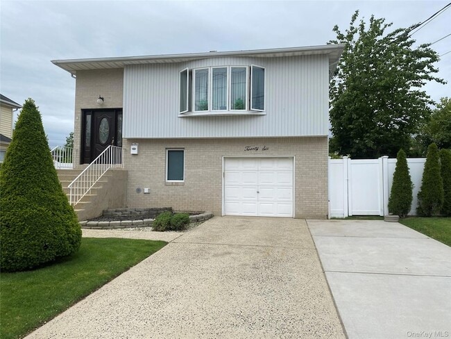 property at 26 Horton Ave