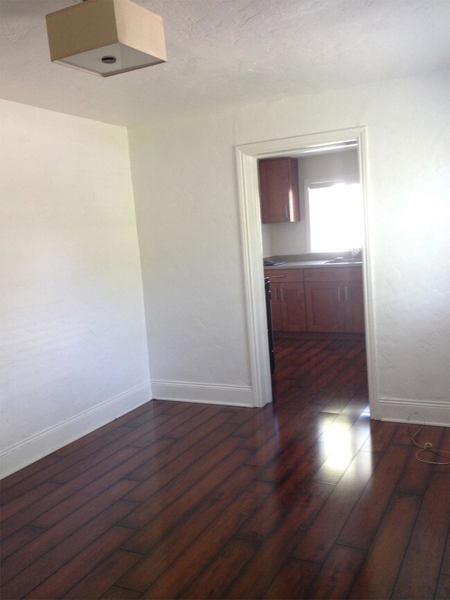 605 E Santa Inez Ave-Unit -1 in San Mateo, CA - Building Photo - Building Photo