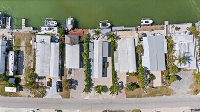 648 E Palm Ave, Unit 3-C in Marco Island, FL - Building Photo - Building Photo