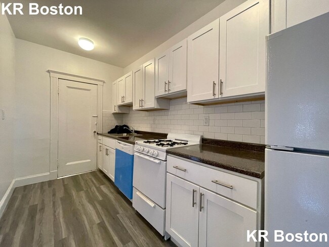 property at 8 Vinal St