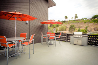 The Ridge on Jackson Apartments in La Mesa, CA - Building Photo - Building Photo