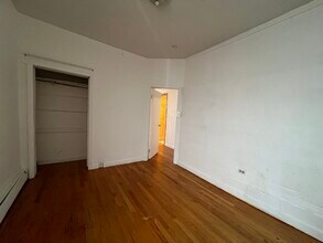 846 Huntington Ave, Unit 3 in Boston, MA - Building Photo - Building Photo