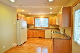 4536 Taylor St NE in Minneapolis, MN - Foto de edificio - Building Photo