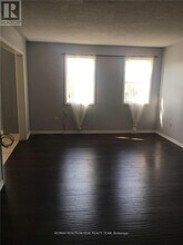 8892 Sheppard Ave E in Toronto, ON - Building Photo - Building Photo