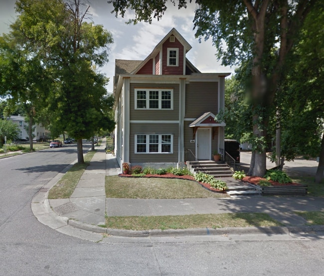 property at 401 Morgan Ave N