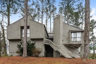 2570 Cedar Fork Trail in Marietta, GA - Building Photo