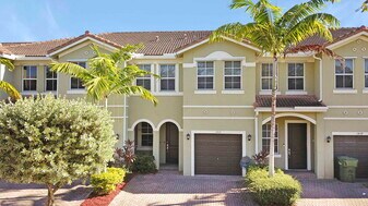 1457 SE 26th Ave in Homestead, FL - Building Photo