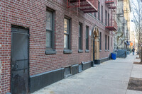 219 W 144th St in New York, NY - Foto de edificio - Building Photo