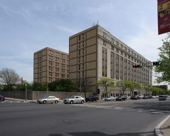 Essex Plaza I in Newark, NJ - Building Photo - Building Photo