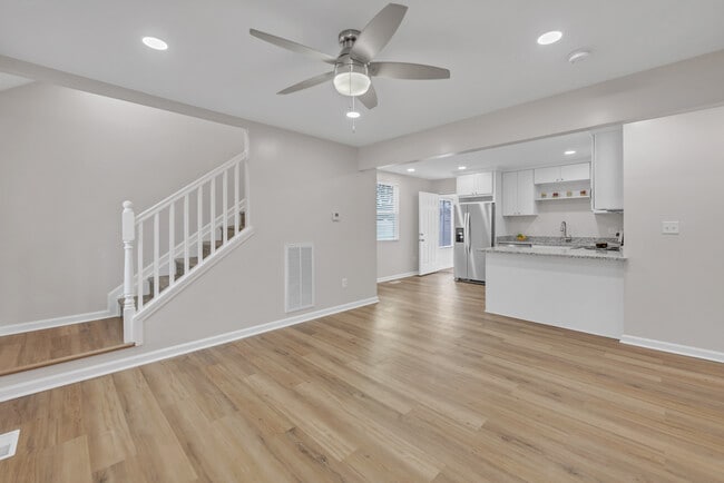 property at 8 E Preston St