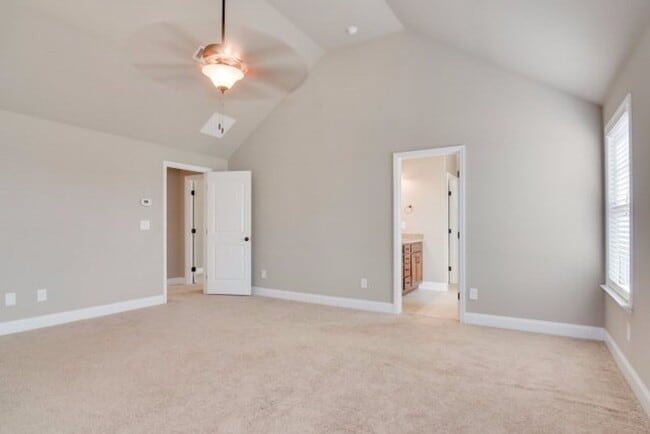 property at 260 Wentworth Pl