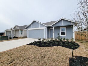 15675 Plum Brk Dr in Conroe, TX - Building Photo - Building Photo