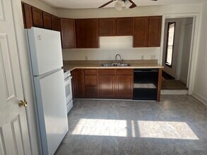 818 Broadway in Hanover, PA - Building Photo - Building Photo