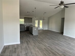 4605 Whiting Dr in Sebring, FL - Building Photo - Building Photo