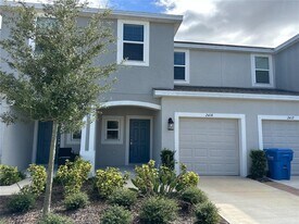 2416 Paravane Wy in Wesley Chapel, FL - Building Photo