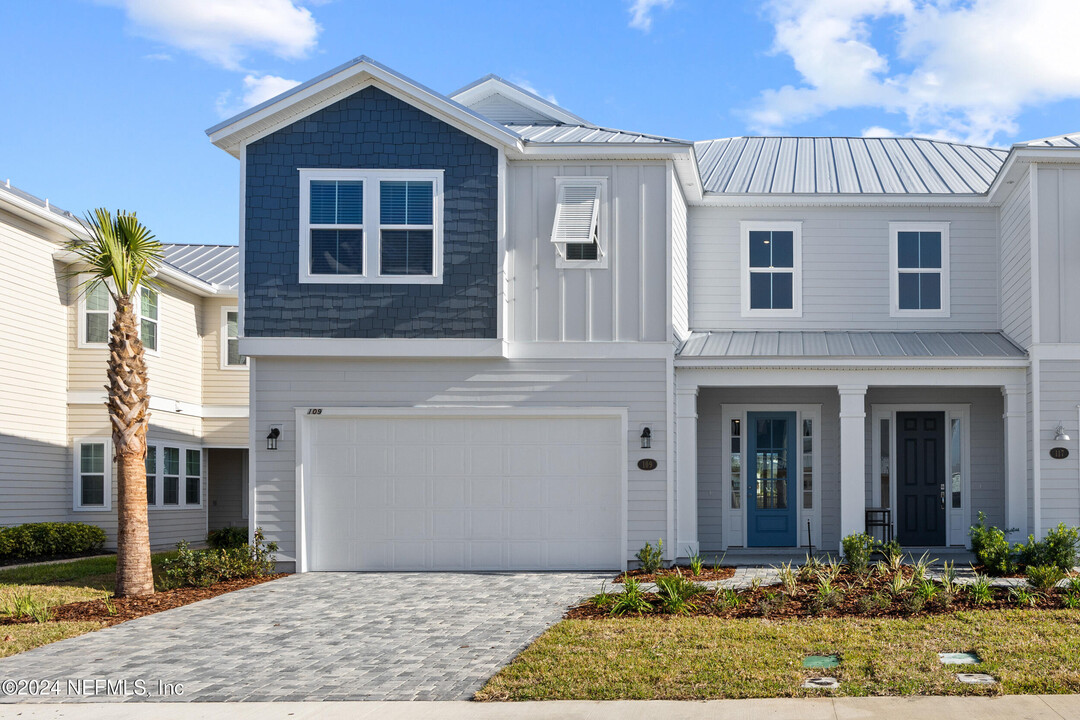 109 Rum Runner Wy in Saint Johns, FL - Building Photo