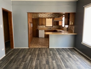 112 S Standish St in Henderson, TX - Building Photo - Building Photo