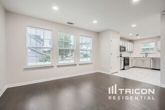 7200 Sanctuary St in Fairburn, GA - Building Photo - Building Photo