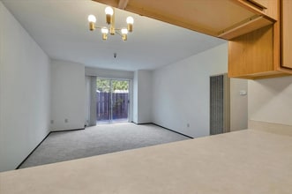 106 Vista Prieta Ct, Unit Unit 106 in Santa Cruz, CA - Foto de edificio - Building Photo