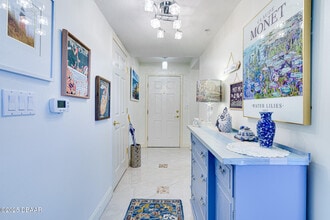 4650 Links Village Dr in Ponce Inlet, FL - Foto de edificio - Building Photo