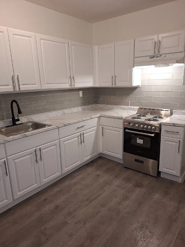 2542 Cecil B. Moore Ave, Unit 2 in Philadelphia, PA - Foto de edificio - Building Photo