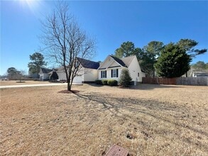 332 Juno Dr in Broadway, NC - Building Photo - Building Photo