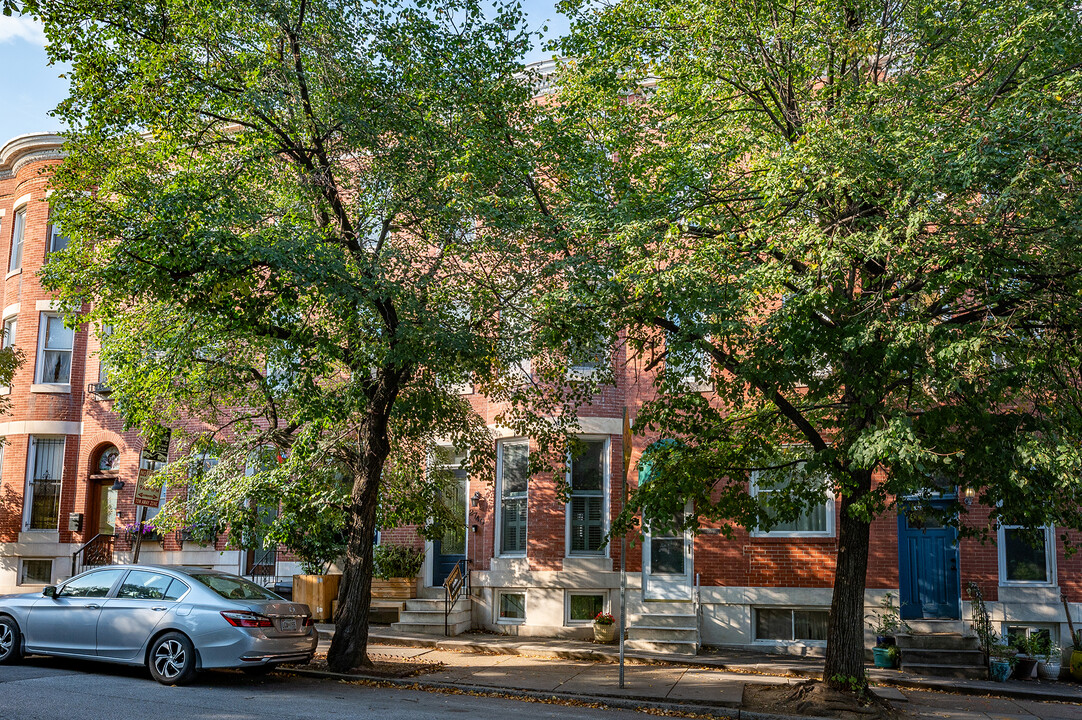 2740 E Baltimore St in Baltimore, MD - Foto de edificio