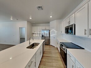 12246 Thunder Creek Pky in Marana, AZ - Building Photo - Building Photo