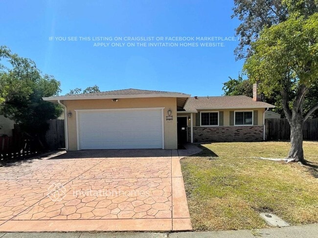 property at 2331 Quail Ct