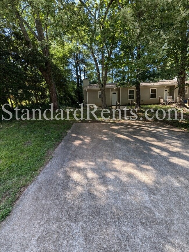 461 Booth Cir SW in Marietta, GA - Building Photo - Building Photo