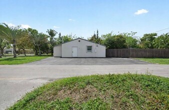 1445 NW 6th Ave in Fort Lauderdale, FL - Building Photo - Building Photo