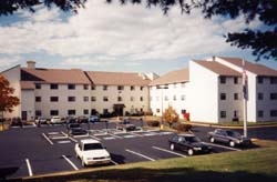 Chateau Cushnoc in Augusta, ME - Building Photo