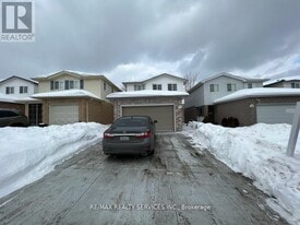 282 Bankside Dr in Kitchener, ON - Building Photo