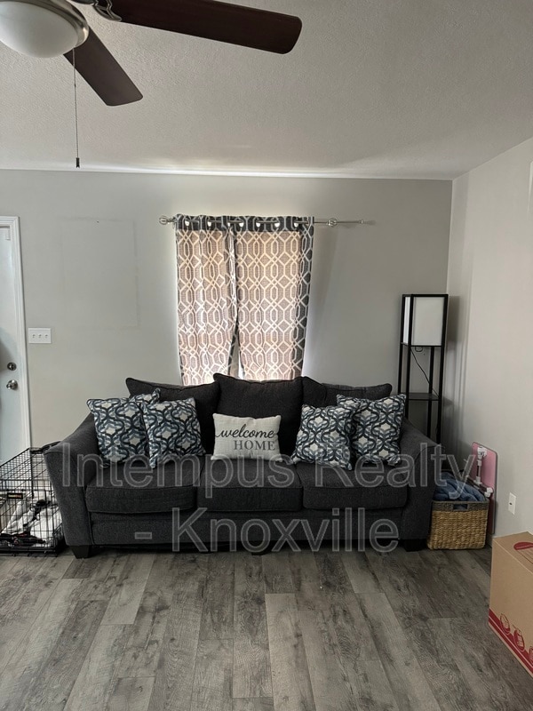 2419 E Glenwood Ave in Knoxville, TN - Building Photo - Building Photo