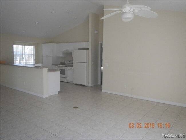 property at 5167 S Mystic Point