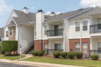 Swift Creek Commons Apartments in Midlothian, VA - Building Photo - Building Photo