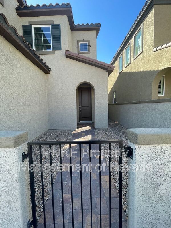 property at 10661 Valletta Ave