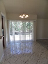 1801 Esquire Glen in Escondido, CA - Building Photo - Building Photo