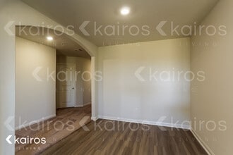 8406 Longshore Slope Rd in Mont Belvieu, TX - Building Photo - Building Photo