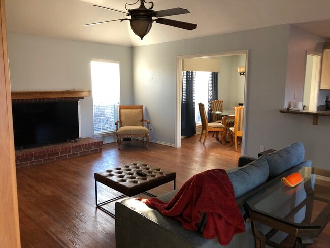 825 Fairway St in Paris, TX - Building Photo - Building Photo