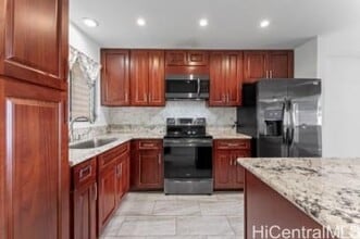 98-1366-1366 Koaheahe Pl in Pearl City, HI - Building Photo - Building Photo