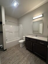 950 Commercial St, Unit 204 in Lisbon, IA - Building Photo - Building Photo