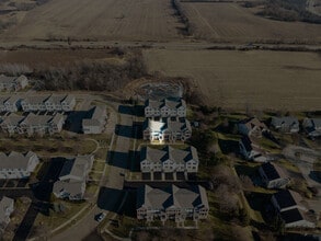 1703 Neubauer Circle in Lindenhurst, IL - Building Photo - Building Photo